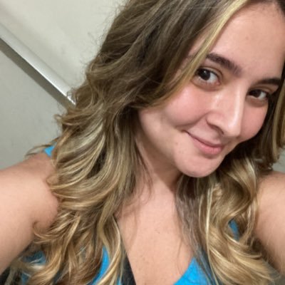 Carioca // Uso o Twitter para falar sozinha // Ac Enfermagem