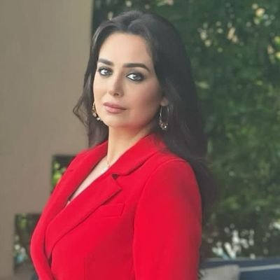مصريه،مهتمه، بالصحه، والأعمال ،بين الجد والمزح والناس الحلوه أكون دائما