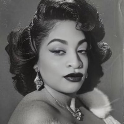 Mattie Symóne Bynum is a TV Personality | Hairstylist | MUA | Actress|Comedian| 1.God https://t.co/7A0QpiExcS https://t.co/4RgwTpj5vD