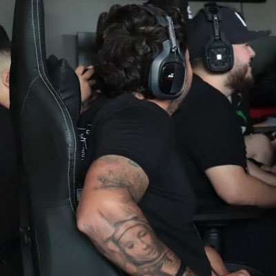 Snapsy_'s profile picture. 23 | Competitive @CallOfDuty player for | Snapsy | Main Sub | #ASSC