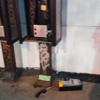 a8m_j93141's profile picture. Hi, I invest myself in projects that are close to my heart to enable my parents to retire.
Je m'investis dans des projets pour permettre à mes parents