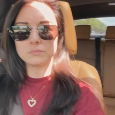 15325Linda's profile picture. 🤤❤️‍🩹💕