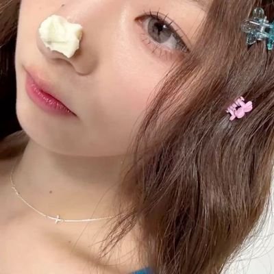 flov3r_'s profile picture. account for my nine favourite girls #fromis_9 🫶🏻