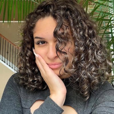 curlykymberly's profile picture. 