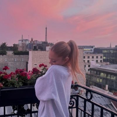 fetofetuso's profile picture. 