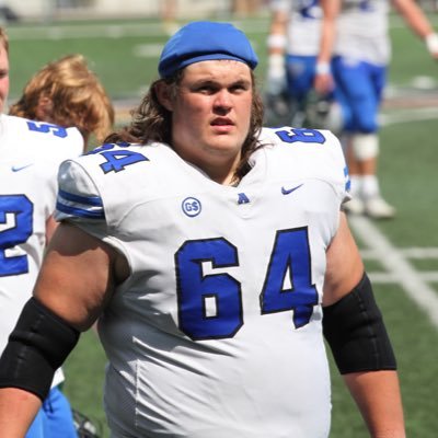 @PKFootball || U18 Team Alberta || CFC Prospect Game || 6’5”-320lbs || 4⭐️|| OL || class of 2025 || Email:jamesDcarr225@gmail.com