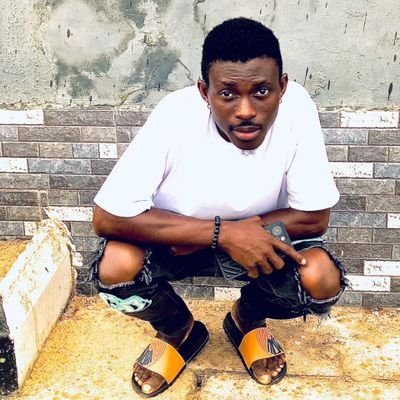 loner 💫
music Addict 💫
fashion designer /rapper/singer💫