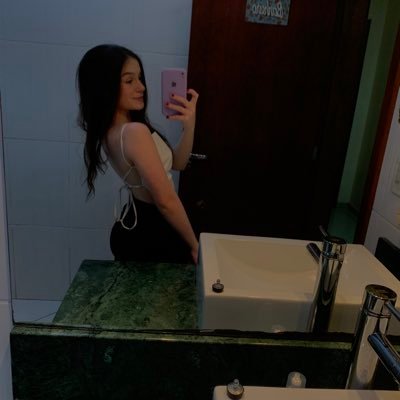 laurinhakirstt's profile picture. é isso aí