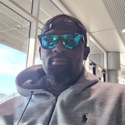 jsw484's profile picture. Father, Master Griller, Fantasy Football Monster and Former College Hooper