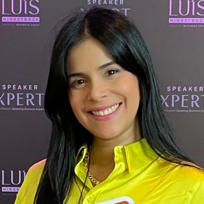 Formadora en Comunicación, Periodista, speaker y amante del cayeye sin culpa 💚 Santa Marta y Aracataca en el alma.