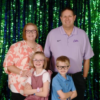 Audrey and Landon's Mama and Kevin's Wife. Proud Farm Girl and Kansas State Alum who loves my family and College Football!