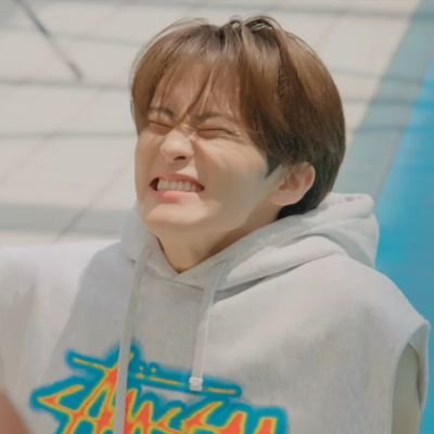 blackcat_809's profile picture. Goal : med rama or ku
(A-level Biology 80++)
dek 68 + 1