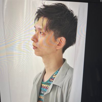 「ちゃん」と呼ばれることが多い男。株式会社PuR(ピュール)所属/俳優/役者/舞台/バスケ/スノボ/アークナイツ/韓国語/187cm お芝居やってます。仕事からプライベートまで不定期に呟きます。