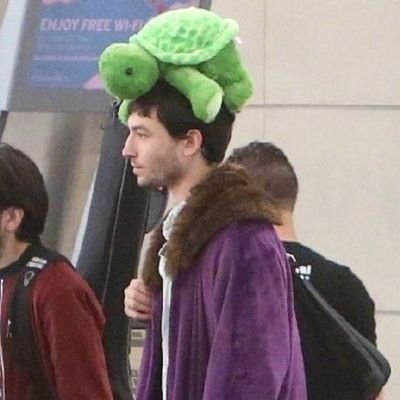 ezra_akf's profile picture. 𝐄𝐳𝐫𝐚 𝐌𝐢𝐥𝐥𝐞𝐫 / My luve ₊˚⊹♡
#ezramillerisinnocent
#ezramiller