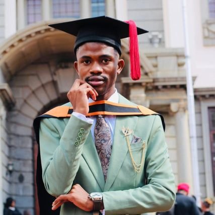 The greatest alive 🌹
📚UFS Alumna📚