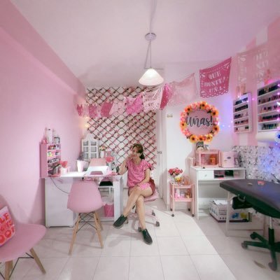 Sam_NavRiv's profile picture. Lic en Psicología 👩🏻❤️‍🩹 Hago pastelitos, pongo uñas y soy asistente 🥹😂