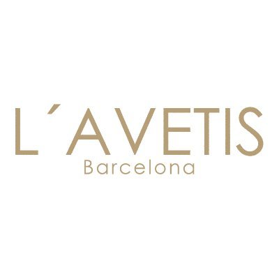 Unique wedding dresses for the bride who dares to be different. Tailor-made in our family atelier. hello@lavetis.es 📲 (+34)933606536 #lavetis