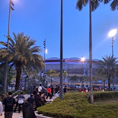 MrDoGoodtoAll's profile picture. 