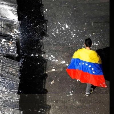 Mauricio Briceño y Andrea Pereira ! Luchamos por una Venezuela sin dictadura. Correo: venezolanosenlalucha@gmail.com