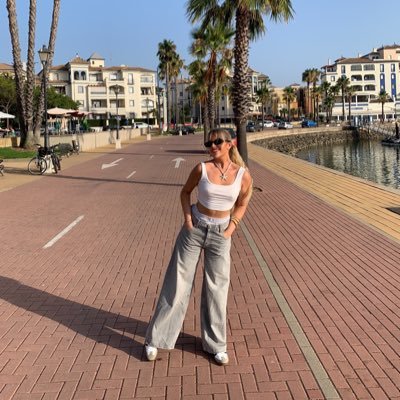 Evamestre10's profile picture. 