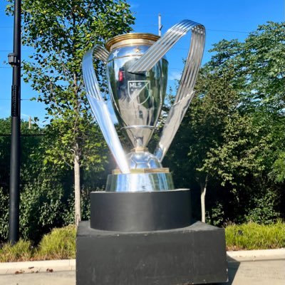 SJeezay's profile picture. #feartheroo #comeonyoublues #crew96 #herewegobrownies