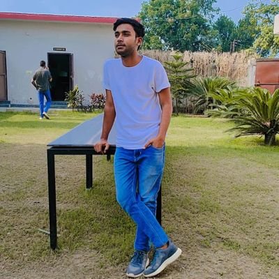 विद्या ददाति विनयं विनयाद् याति पात्रताम् । पात्रत्वात् धनम् आप्नोति धनाद् धर्मं ततः सुखम् ॥