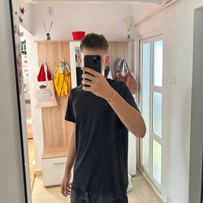 CMImarius33's profile picture. 