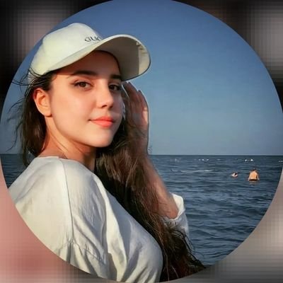 kossar_mehdipur's profile picture. 🤍
تو از من در من فراوان تری...🍀
25:61'🙃
Live in:Sh.k
Uni:Azad
#mylovebrother❤
#hesabdari 💎