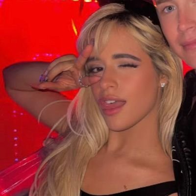 bucetoxic's profile picture. 