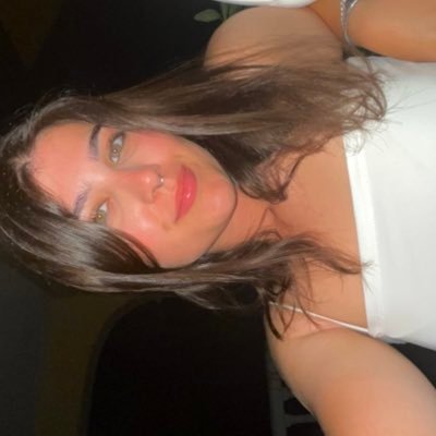 monicdminguezr's profile picture. 🦋🌻🌸✨👩🏻‍⚕️