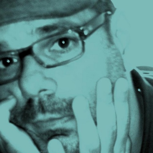 B2B Marketing Expert | Global Explorer | Economist | Radio Personality | Outdoor Adventurer | Media Activist 🎙 Founder @radiodublino & @Italian_Fusion 🎤