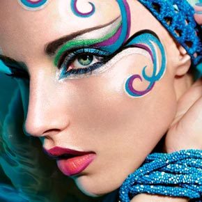 The #1 blog for fashion, beauty, makeup and more! Follow us!