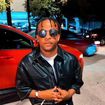 👨🏾💼| CEO @4everlavishclothing 🧑🏾💻| Future Computer Scientist 🕊| FlyHighShai 🐆| Southern University 🎌| @alphasigmanupes1935