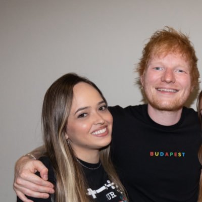 nothing makes me happier than being at a ed sheeran concert | she/her | fan account