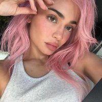 Kylie Jenner (@kyliejenner) 's Twitter Profile Photo Kylie Jenner (@kyliejenner) 's Twitter Profile Photo