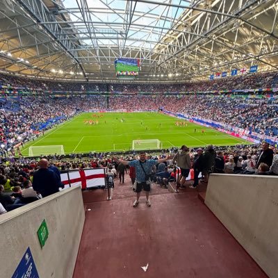 louisfarthing87's profile picture. PUSB🩵