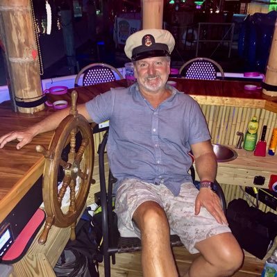 Tiki Boat Captain 🇺🇸 retired MCPO USN Frogman ⚓️🐸🔱