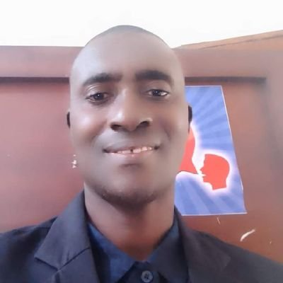 Strong believer in GRACE: Writer|Thinker|Communicator: https://t.co/uRxJQa6BF9 Arsenal. #COYG! #Grace. Life is too short to be spent in sadness!
