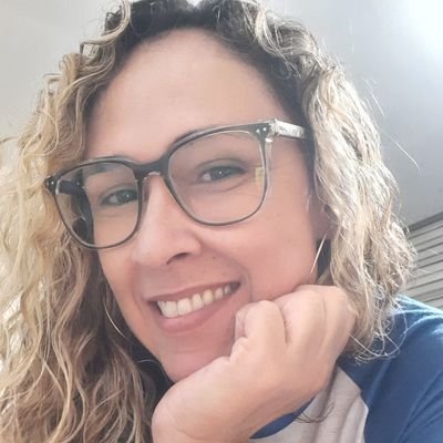 criiisflores's profile picture. Umbanda 🤍🕊
Mangueira 💚💗
Magistério 👩🏻‍🏫
Chica 🐶
Vida 🍀
Amor 💙