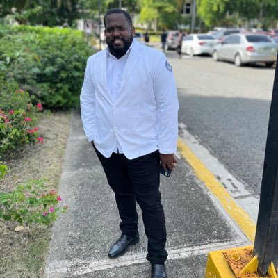 Dominicano🇩🇴|Med&Nurse |Bohemio enamorado🎩| El fin justifica los medios| amante de maquiavello y Freud| Licey🐯|la salud es primero| agnóstico con respeto.