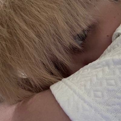 HengyiHeng's profile picture. 21🇨🇦 未滿18歲請勿打擾，滑走謝謝！歡迎有慾望的女生，可以私信我，自我介紹+生活照🩷 多倫多第一的成人影音創作者🩷