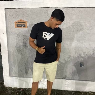 GL_freitas171's profile picture. 021~ @flamengo ❤️🖤/ “E aquele ditado né,Não adiantar amar com palavras e decepcionar com atitudes.”