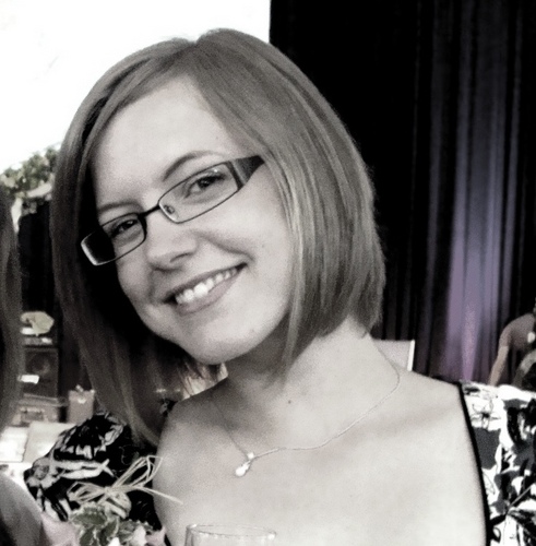 lizziegreeno's profile picture. New name, old twitter account. Working with @kingstheology. Teaching, shaping, transforming through study.