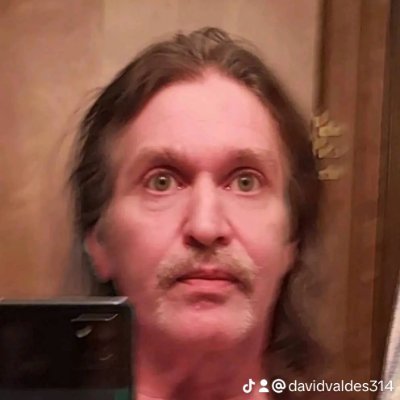 DavidValde5813's profile picture. 