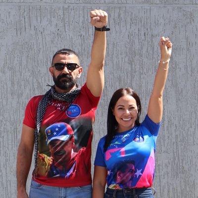 ♥♥♥♥ a mi Pais y a la humanidad! Hoy más que nunca Antiimperialista!!! Por siempre Chavista! #MaduroEsChavismoVictorioso