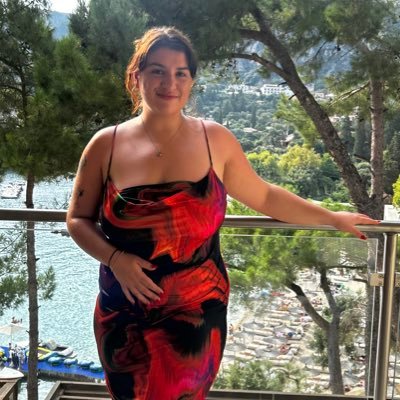 meepmorpzurp's profile picture. a retired cool girl