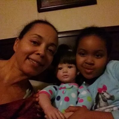 PamelaEvan18203's profile picture. 
