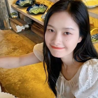 ChaelisaZepeto's profile picture. 