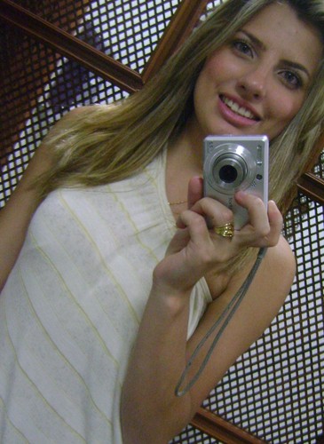 - - A vida é muito mais,quando descobrimos o amor próprio!..