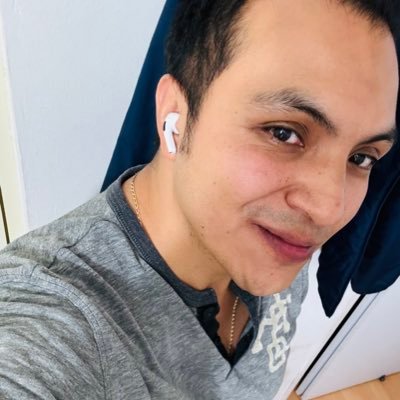 Neurocirujano formado en el HGM Ciudad de México. Sub especialidad Neurocirugía Pediátrica INP.